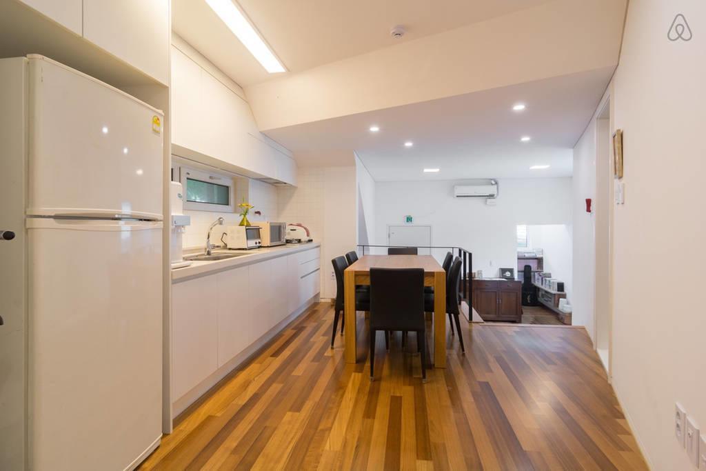 Guesthouse The Kims Seoul Rom bilde